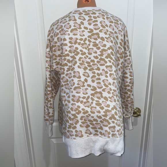 AERIE Cheetah Sweatshirt High Low Split Hem Ivory Gold Pink Size Small S $50 - Picture 4 of 10